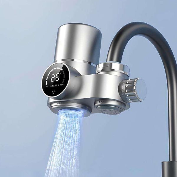 Smart Digital Display UV Activated Carbon Faucet Filter with Temperature &amp; Filter Life Indicator